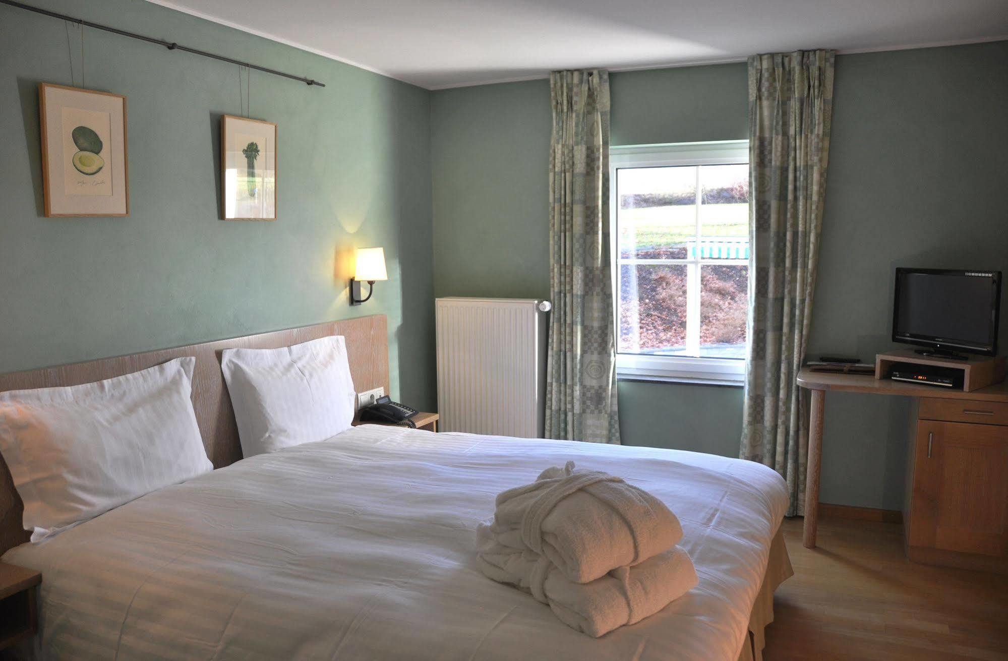 Manoir Kasselslay Hotel Clervaux Ngoại thất bức ảnh